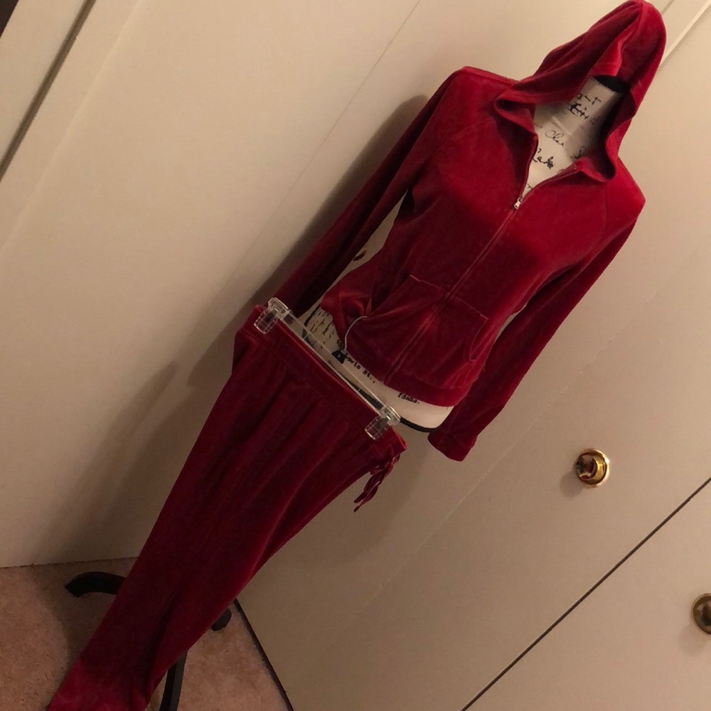 Express red jogging suit.